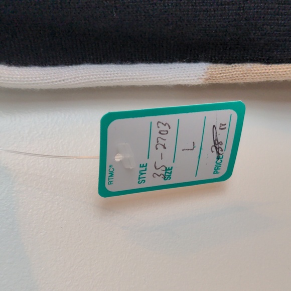 NWT Summer Sweater - Picture 6 of 8